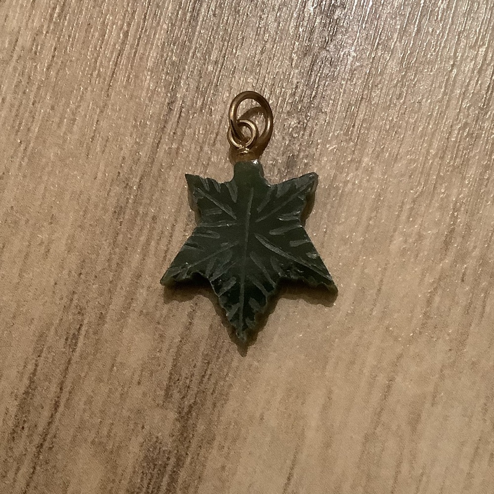 New vintage Rustic jade maple leaf